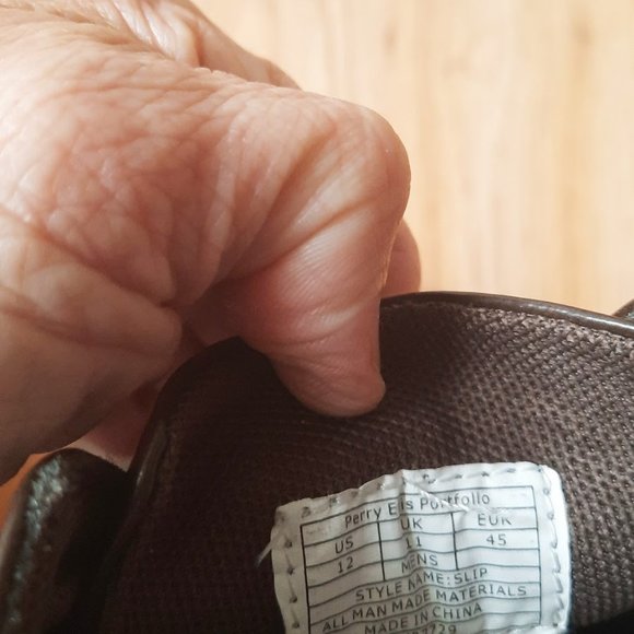 Men's size 12 Perry Ellis Portfolio brown shoes. - Picture 4 of 5